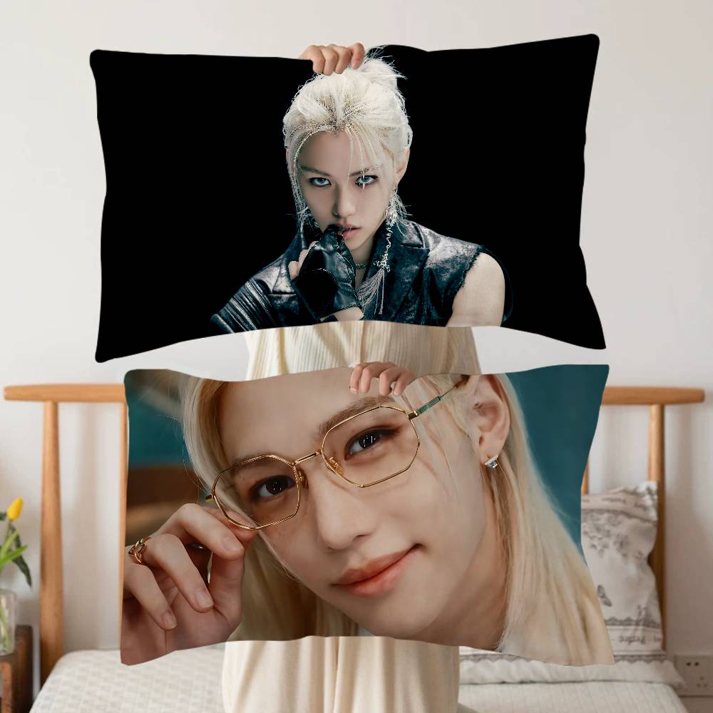 F-FelixS singer.png New Style  - Home Textiles Premium reseña y precio
