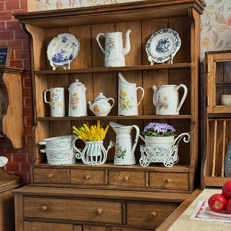 1:6 Wood Vintage Sideboard Cab - Vintage Home Textiles reseña y precio